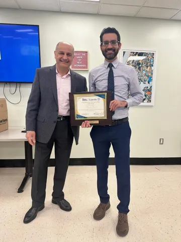 Professionalism award PGY2: Fazeel Javaid MD