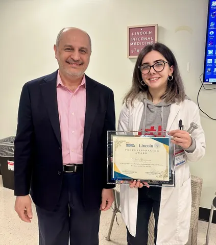 Professionalism Award PGY 2 Dr Ani Gvjaia